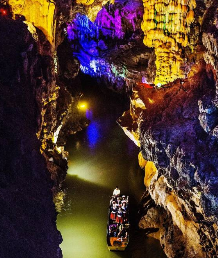 【英德連州3天】<中國瑤族第一寨南崗千年瑤寨5A連州地下河、峰林曉鎮(zhèn)賞花海筆架山千谷溪大瀑布>