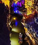 【英德連州3天】<中國瑤族第一寨南崗千年瑤寨5A連州地下河、峰林曉鎮賞花海筆架山千谷溪大瀑布>