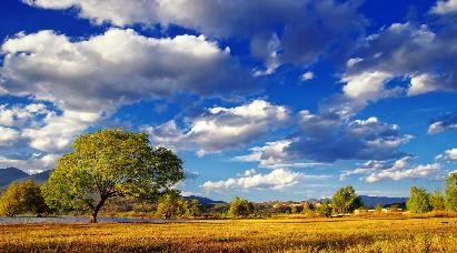 【純玩女兒國雙飛5日】<拉市海濕地公園 束河古鎮(zhèn) 藍(lán)月谷 印象麗江 虎跳峽 麗江古城>
