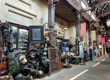 景點(diǎn)：朱美拉古城運(yùn)河集市2